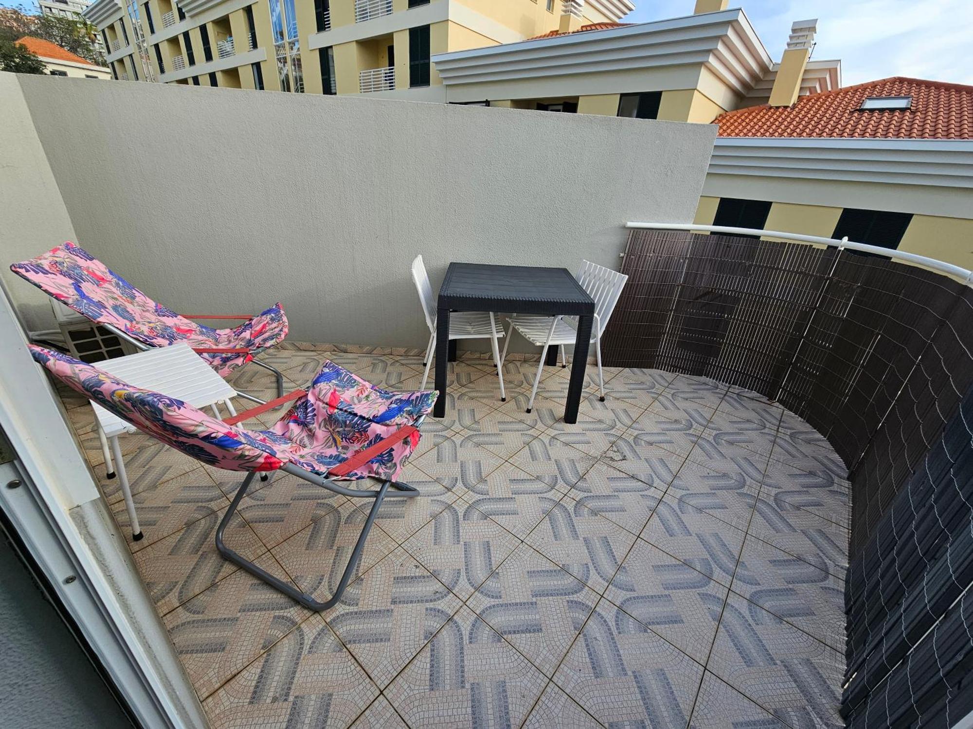 Apartamentos Navio Azul Funchal  Cameră foto